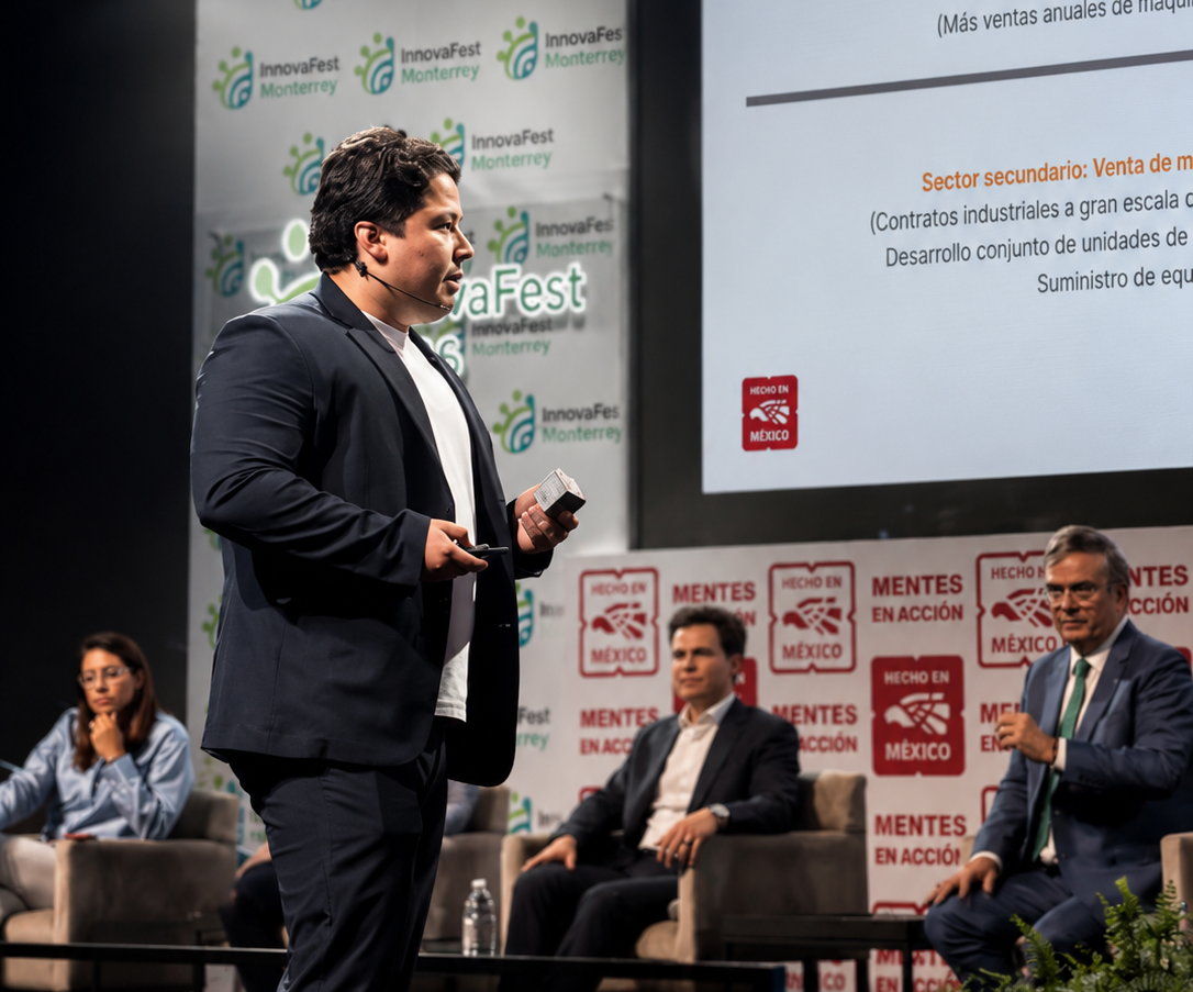 Walter Mata shows ETM at InnovaFest Monterrey